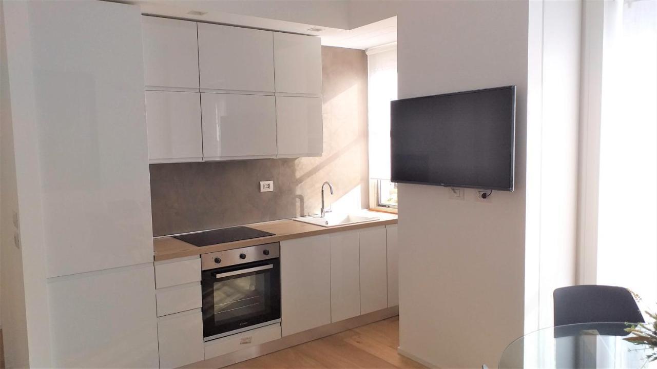 Meta Italy Da Enzo Apartment Milan Luaran gambar