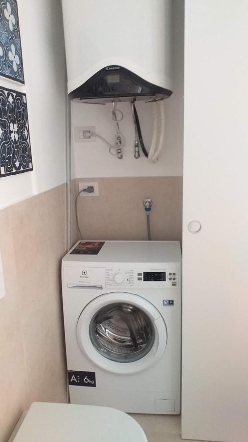 Meta Italy Da Enzo Apartment Milan Luaran gambar